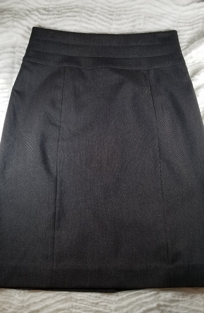 H&M high waisted pencil skirt